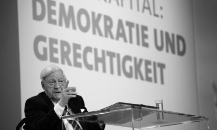 Helmut Schmidt: Opposing the dominant narrative of the euro crisis