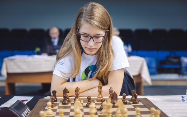 16-Year-Old Tsolakidou, world chess champion for the third time