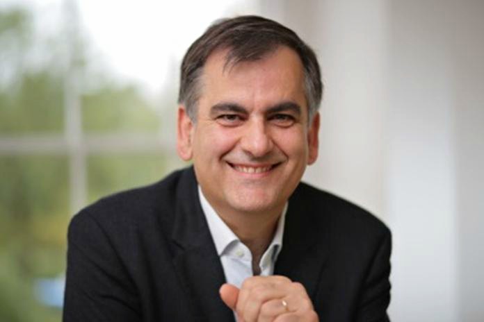 Strategy expert Yiorgos Mylonadis: “Greek entrepreneurs must adopt a global mindset”