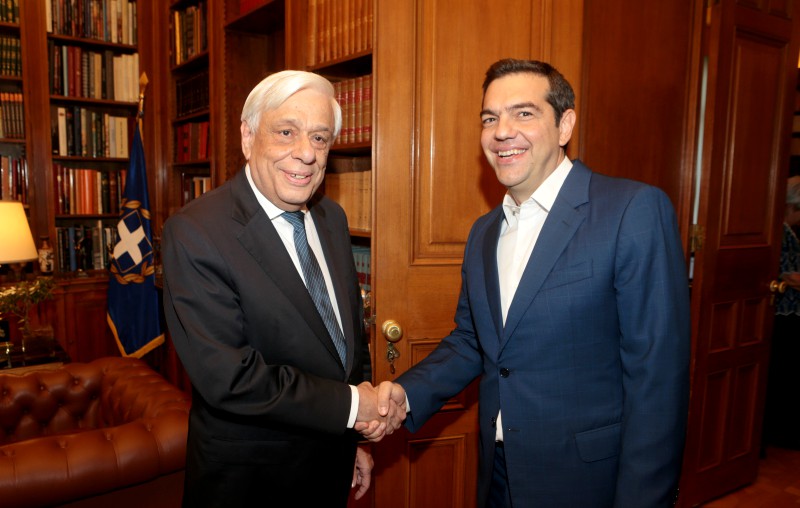 PM Tsipras requests the dissolution of the Parliament and snap elections
