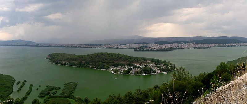 The nameless island of Ioannina