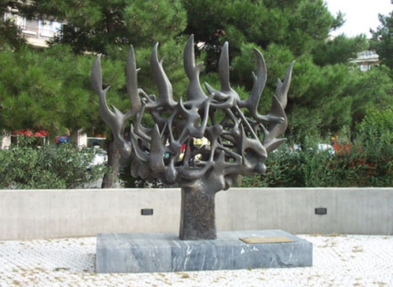 800 Saloniki Holocaust memorial