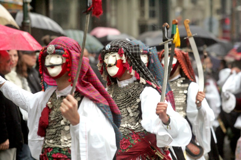 Carnival boules