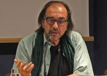 Reading Greece: Nikos Pratsinis on Translation as a Collective Process and Translators as Cross-Cultural Mediators