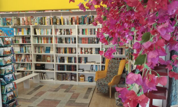 Reading Greece: “Mov Koukouvagia”, a Little Bookstore in Ioannina, Epirus, that Fosters Love for Books and Reading