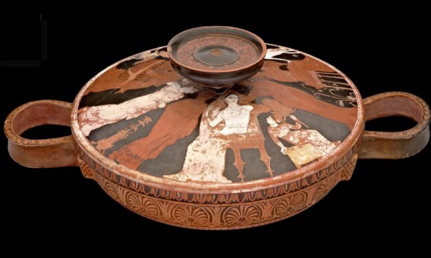 A Portal to the Richness of Mobile Greek Cultural Heritage