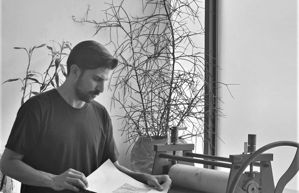 Bridging Science and Art: The Conceptual Vision of Euripides Papadopetrakis