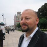 Reading Greece: Dimitris Eleas – “I write to poke, to stir, to light small fires in quiet minds”