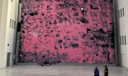 “DEOS 2025”: Costas Tsoclis Unveils a Monumental Work of Awe and Reflection